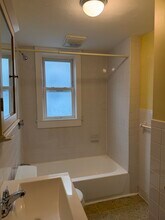 111 Florida St, Unit #2 in Boston, MA - Foto de edificio - Building Photo