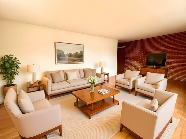 2727 Central St in Evanston, IL - Building Photo - Building Photo