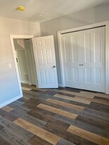 5112 Hazel Ave in Philadelphia, PA - Building Photo