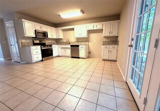 1 Mills Ln in Bella Vista, AR - Building Photo - Building Photo