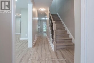 33 Glenmore Crescent in Brampton, ON - Building Photo - Building Photo