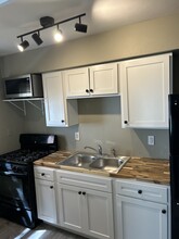 7112 Drury Ln, Unit 1st fl in Maplewood, MO - Building Photo - Building Photo
