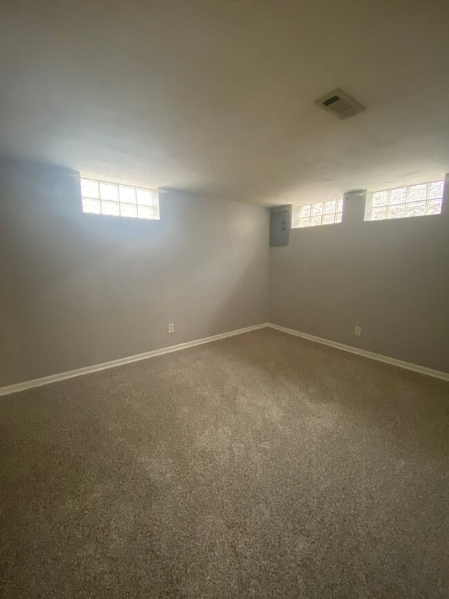 7246 Maeze Ct in St. Louis, MO - Building Photo - Building Photo