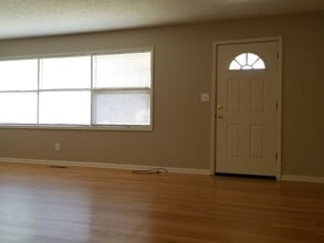 1836 Todd Rd in Manhattan, KS - Building Photo - Building Photo