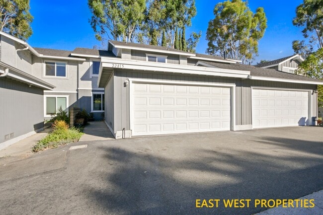 22815 Leo Ln in Lake Forest, CA - Building Photo - Building Photo