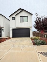 16336 NE 21st St in Vancouver, WA - Building Photo