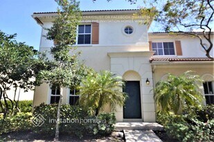 2465 SW 99th Way in Miramar, FL - Building Photo
