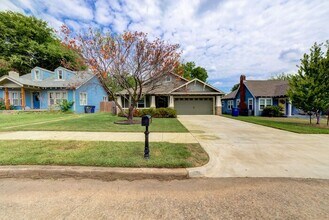 2639 E 1st St in Tulsa, OK - Building Photo - Building Photo