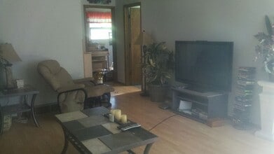 808 Coleman St in Chippewa Falls, WI - Building Photo - Building Photo