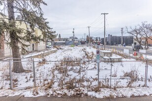 10757 83rd Ave NW in Edmonton, AB - Building Photo