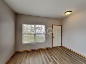 1101 Burns Ln in Minooka, IL - Building Photo - Building Photo