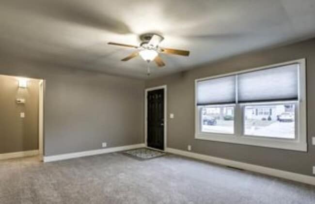 7316 S 71st Ave in La Vista, NE - Building Photo - Building Photo