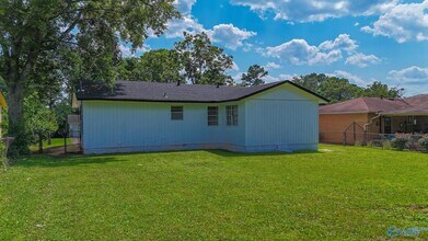 629 Dawson Terrace NW in Huntsville, AL - Building Photo - Building Photo