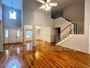 5775 Crooked Creek Dr in Ooltewah, TN - Building Photo - Building Photo
