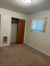 808 SW Broadway St in Albany, OR - Building Photo - Building Photo