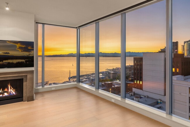 property at 1521 2nd Ave