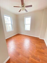 2602 E Cumberland St in Philadelphia, PA - Building Photo - Building Photo