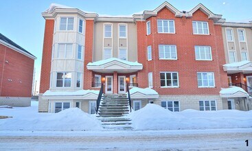 1651 Avenue de Ln in Mascouche, QC - Building Photo - Building Photo