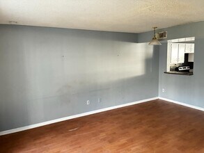 111 E 1st St in Jacksonville, FL - Building Photo - Building Photo