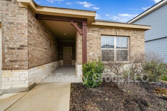 14477 Gunsight Pass in San Antonio, TX - Building Photo - Building Photo