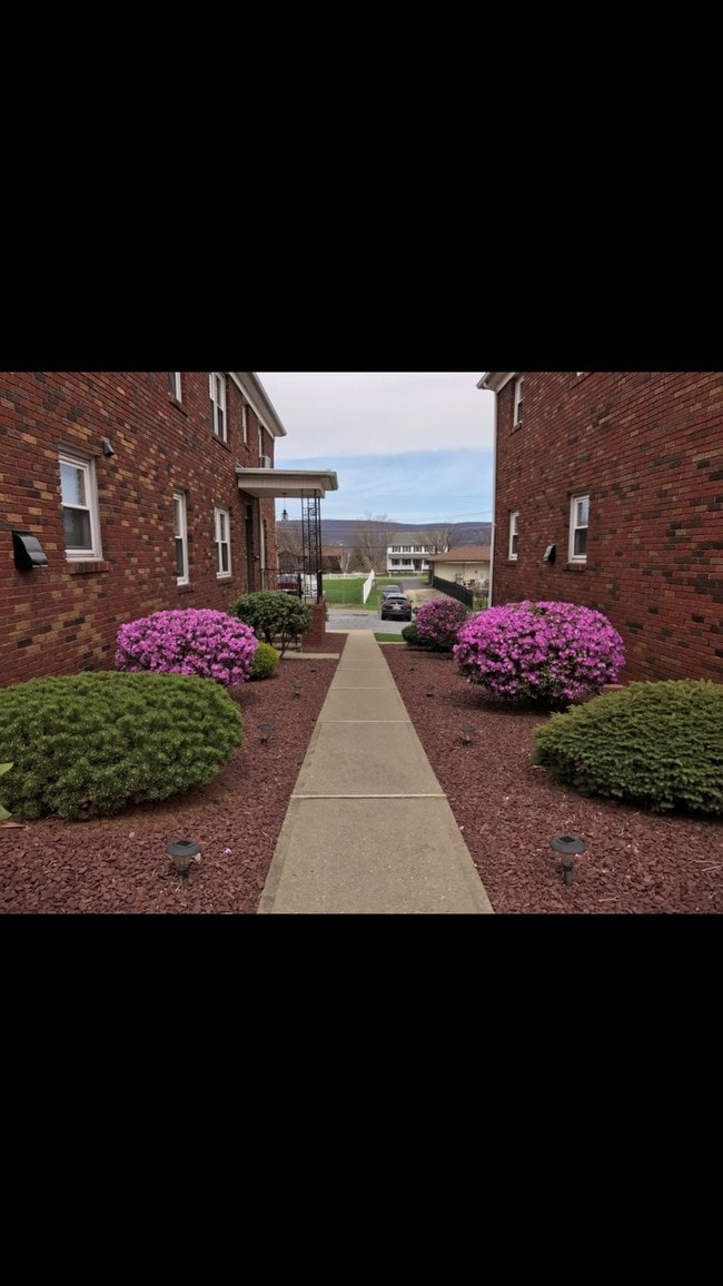 2722 Pittston Ave, Unit Apt for rent