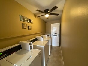 106 N Carter St, Unit 14 in Hammond, LA - Foto de edificio - Building Photo