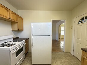 5819 N Saint Louis Ave, Unit 1R in Chicago, IL - Building Photo - Building Photo
