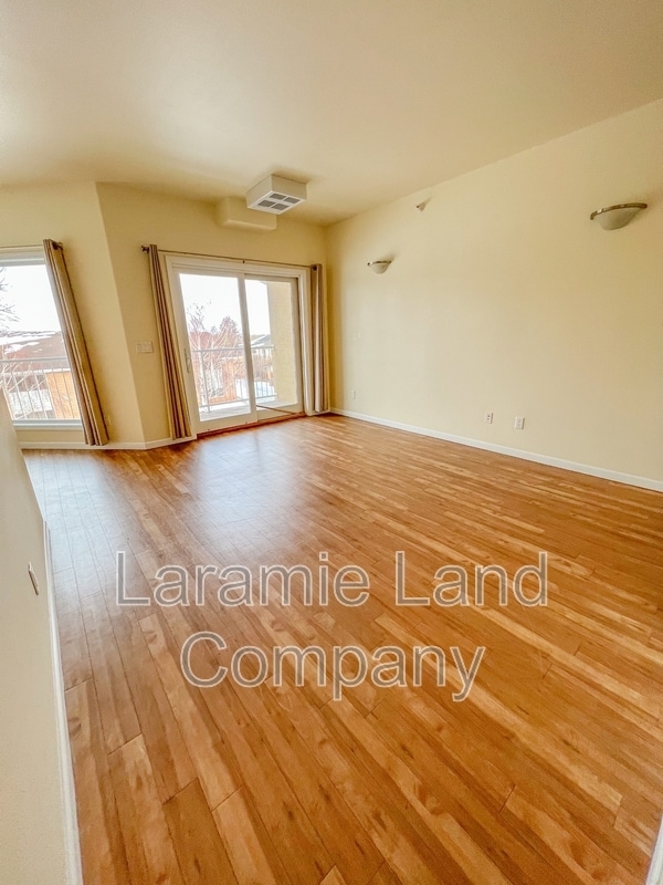 1157 N 17th St in Laramie, WY - Building Photo - Building Photo