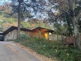 property at 1122 Jungle Dr