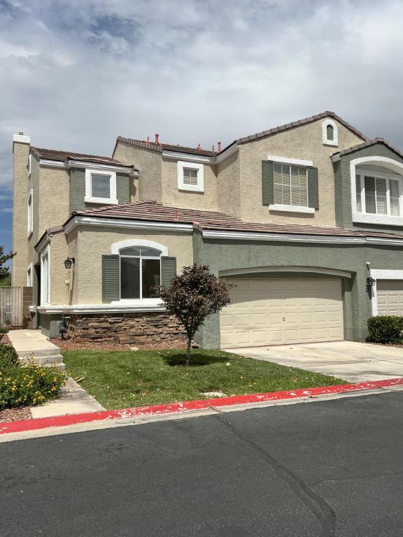 property at 1013 Collingtree St