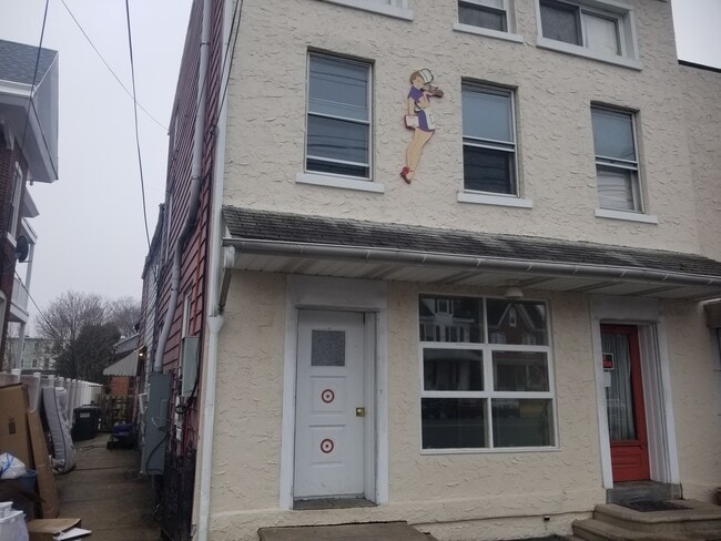 212 State St, Unit 7 in Hamburg, PA - Building Photo - Building Photo