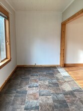 442 NE 1st St in Toledo, OR - Building Photo - Building Photo