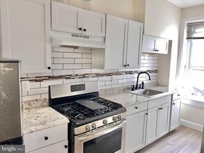 2316 Cecil B. Moore Ave in Philadelphia, PA - Building Photo - Building Photo