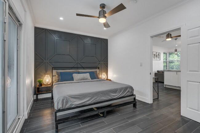 2608 W Swann Ave-Unit -2 in Tampa, FL - Building Photo - Building Photo
