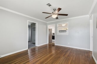 1203 Valerie Ave in Pasadena, TX - Building Photo - Building Photo