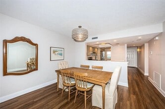 5400 Park St N in St. Petersburg, FL - Building Photo - Building Photo
