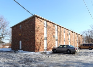 New Horizon in Canton, OH - Foto de edificio - Building Photo