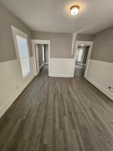 287 Lake Ave, Unit 9 in Manchester, NH - Building Photo - Building Photo