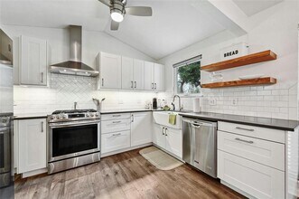 507 Krebs Ln in Austin, TX - Building Photo - Building Photo