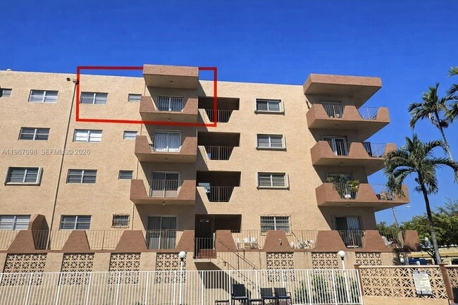 1630 W 46th St in Hialeah, FL - Building Photo - Building Photo