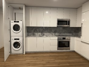 987 Queen St in Honolulu, HI - Foto de edificio - Building Photo