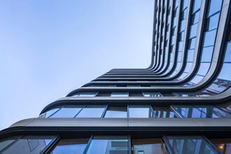 Oskar Luxury Apartments in New York, NY - Building Photo - Building Photo