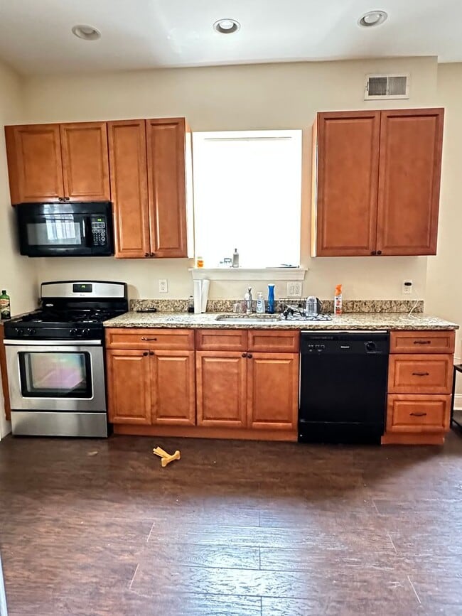 property at 1835 Moore St