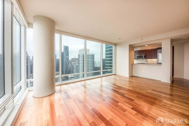 425 1st St in San Francisco, CA - Foto de edificio - Building Photo