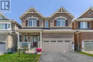 68 Wannamaker Cres in Cambridge, ON - Building Photo