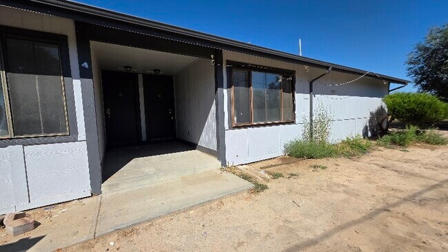 6370 Monaco St in Commerce City, CO - Building Photo - Building Photo