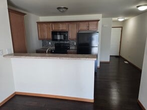 5601 Kacena Ave in Marion, IA - Building Photo - Building Photo