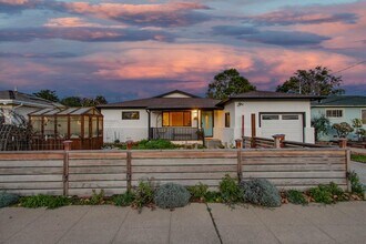 1418 Marshall St in Oceanside, CA - Building Photo - Building Photo