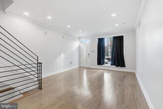 1752 N 27th St in Philadelphia, PA - Building Photo - Building Photo