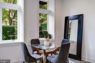 2429 Ontario Rd NW in Washington, DC - Building Photo - Building Photo